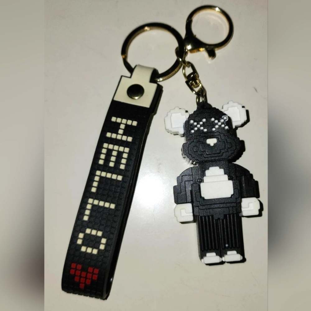 HELLO BEAR BRICK LEGO Keychain Heart Logo 2 KEY RINGS